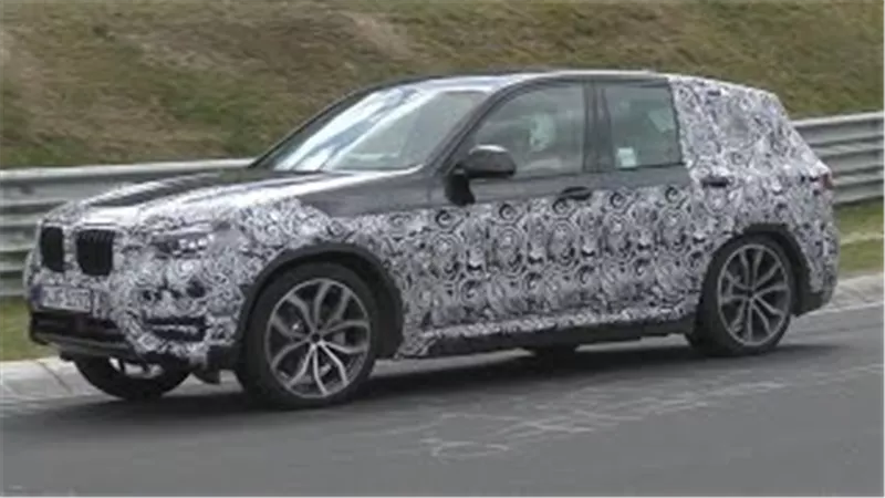 شاهد.. اختبار BMW X3 على حلبة «نوربرجرنج»