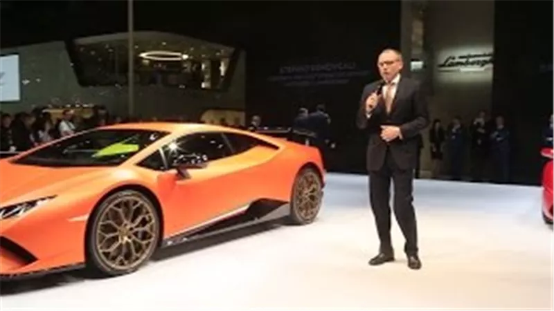 شاهد.. لامبورجيني «هوركان» بمعرض شنغهاي