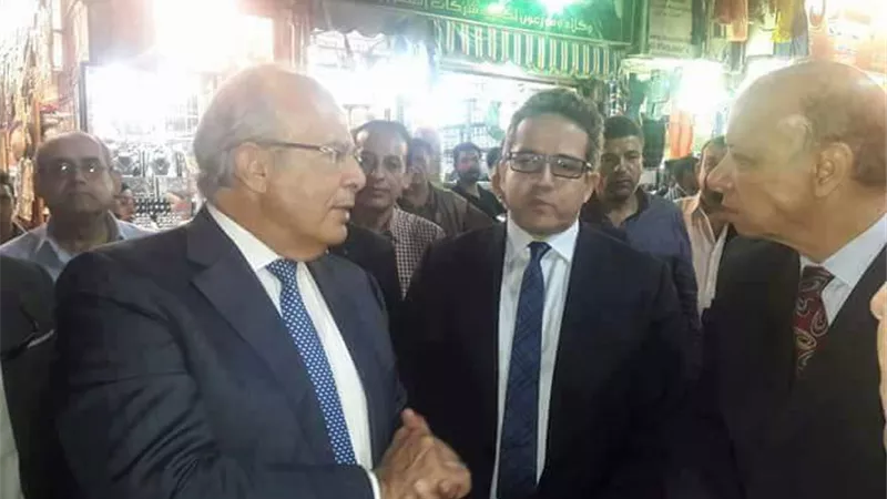 «الآثار» تؤكد سلامة المباني الأثرية بشارع المعز