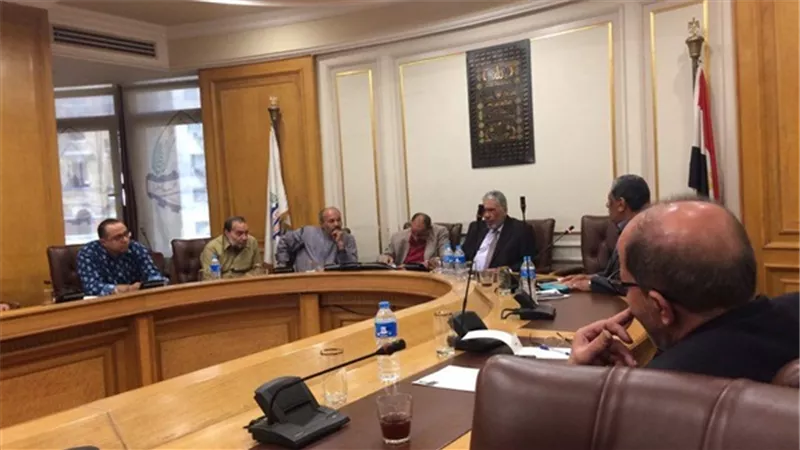 «القصابين» تطالب بغلق المجازر 3 أيام أسبوعياً لترشيد استهلاك اللحوم