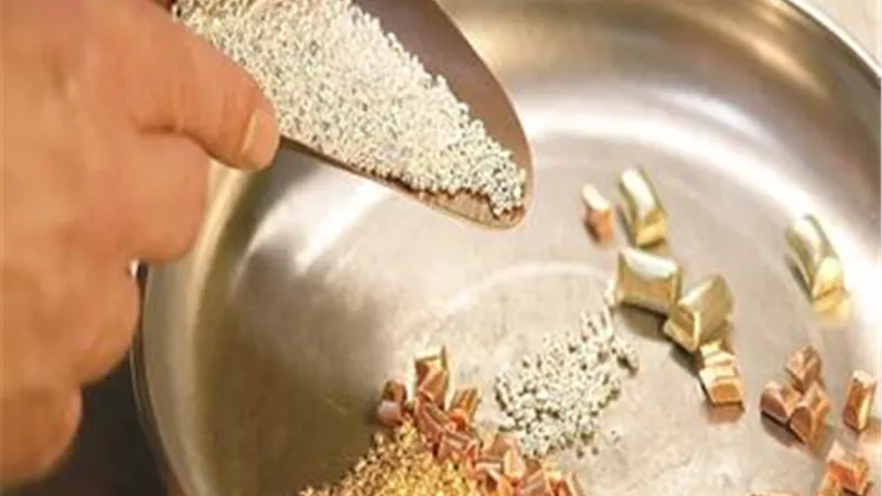 ارتفاع المعادن النفيسة عالميًا
