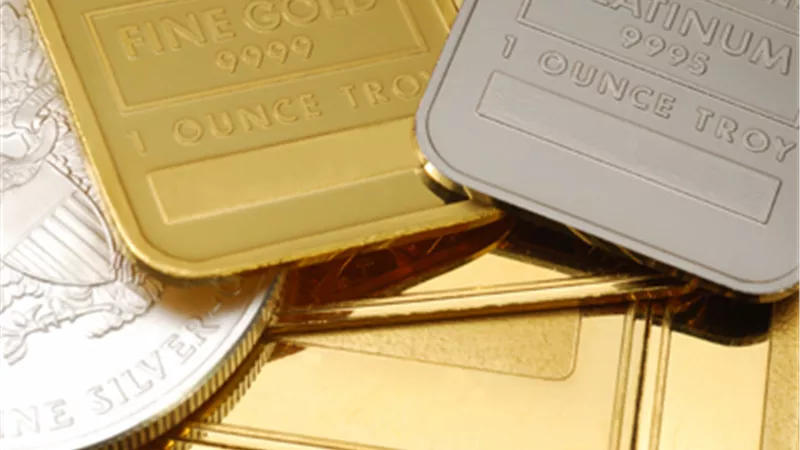 «المعادن النفيسة» تتراجع عالميًا.. والذهب بـ1272.67 دولار للأوقية