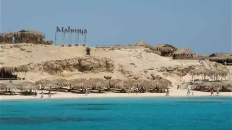 جزيرة الجفتون.. جنة السياحة بالبحر الأحمر