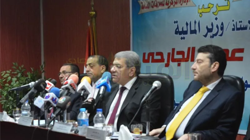 بالصور.. وزير المالية:291.69 مليار جنيه حصيلة الضرائب خلال 10 أشهر 