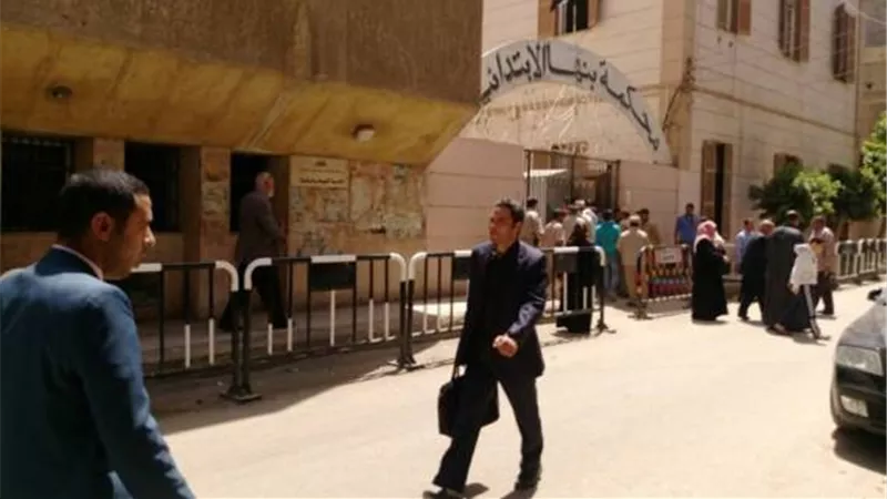 التصريح بدفن جثة «عاملة نظافة» قتلها ابنها بسبب 200 جنيه