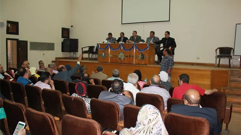 «الصيادلة» توضح لـ «فرعياتها» نتائج مناقشة «النواب» لقانون مزاولة المهنة 