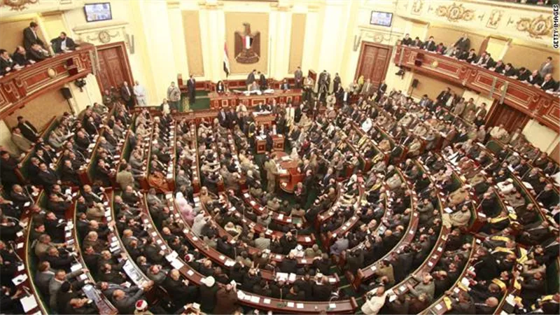 «البرلمان» يوقف إقرار علاوة الـ 10% 