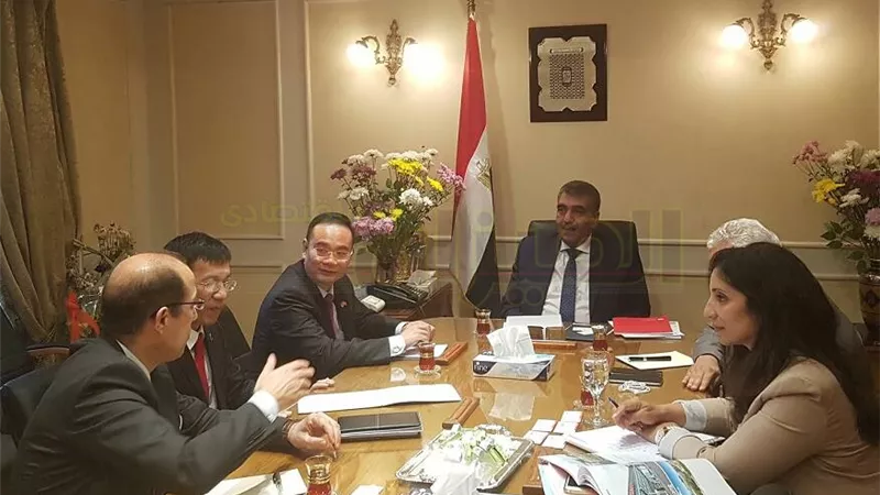 «الشرقاوي» يستقبل وفدًا من الشركات الصينية العالمية