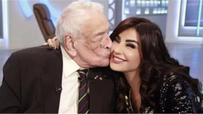 بالفيديو.. جميل راتب يكشف عمرة الحقيقى وسبب رفضه للإنجاب 