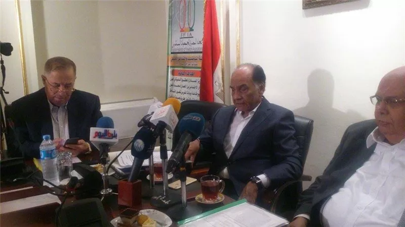 «المستثمرين» يطالب بإحياء غرفة التجارة المصرية الليبية