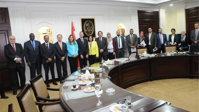 بعثة البنك الدولى تشيد بمجهودات خدمات الصرف الصحى بالمناطق الريفية