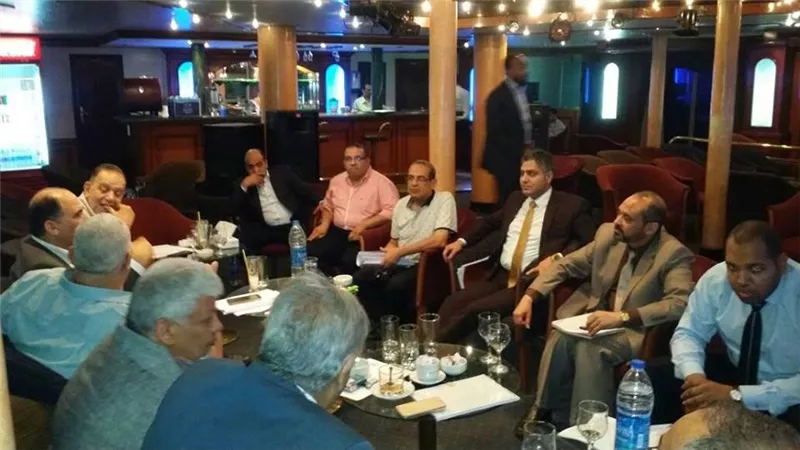 «الصيادلة» تعرض رؤيتها حول تعديلات قانون المهنة على نواب سوهاج