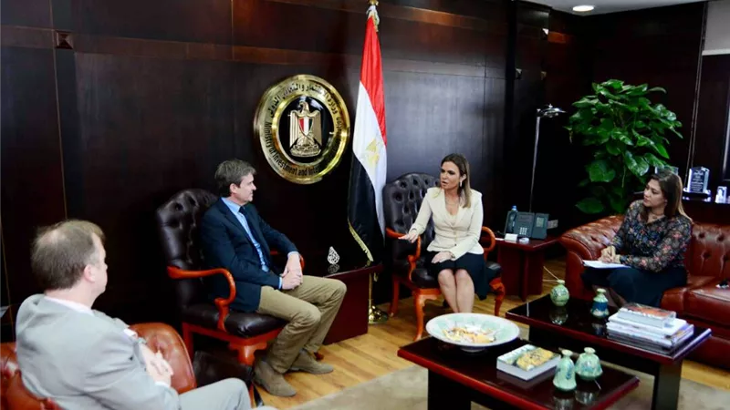 «نصر» تبحث تحسين مؤشرات الحوكمة بالتنسيق مع «الرقابة الإدارية» 