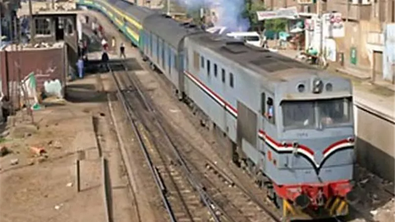 انتظام حركة قطارات خط الصعيد بعد حادث البدرشين