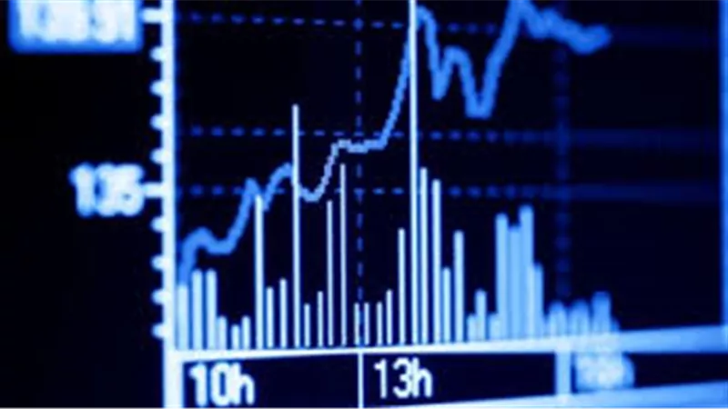 تراجع جماعي للأسهم الأوروبية بمستهل التعاملات 