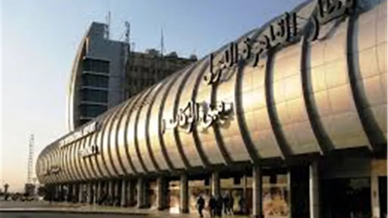 ضبط «أجهزة إلكترونية» قبل تهريبها بمطار القاهرة 