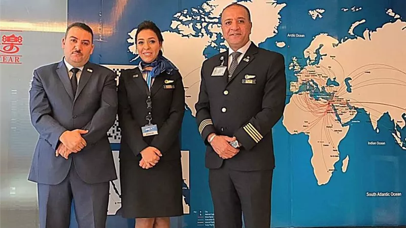 بالصور..«مصر للطيران» تحتفل بتأسيس «تحالف ستار» بعد 20 عاما 