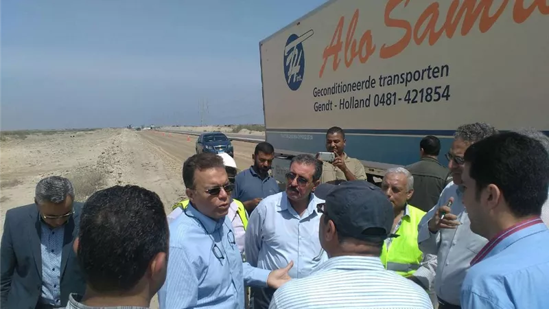 عرفات يوجه بتنفيذ مشروعات الطرق بدمياط قبل 30 يونيو