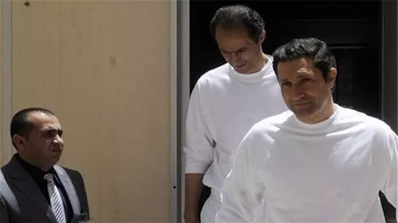 «الجنايات»: «علاء مبارك» السبب في الحجز على أموال والده 