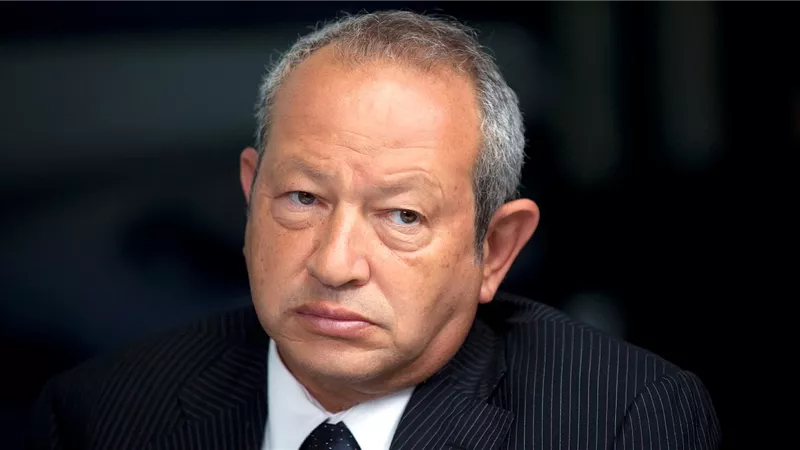 «الأمور المستعجلة» تقضى بعدم الاختصاص فى دعوى ساويرس ضد المصريين الأحرار