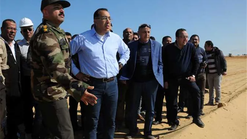 وزير الإسكان يتفقد مدينة العلمين الجديدة.. اليوم