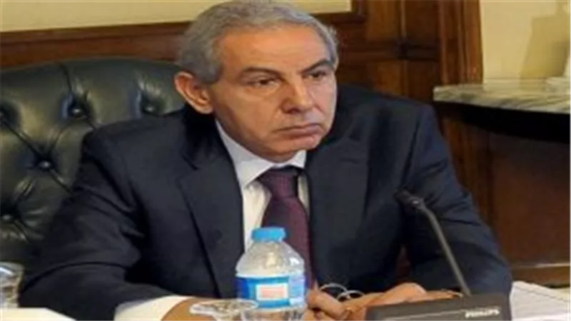 التجارة والصناعة: ضرورة التزام المقيدين فى السجل بإخطار الهيئة