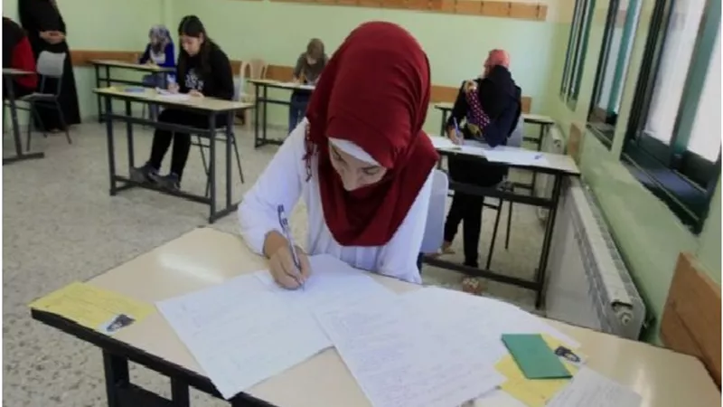 «التعليم» تناقش تقدير كراسات الامتحانات للثانوية العامة