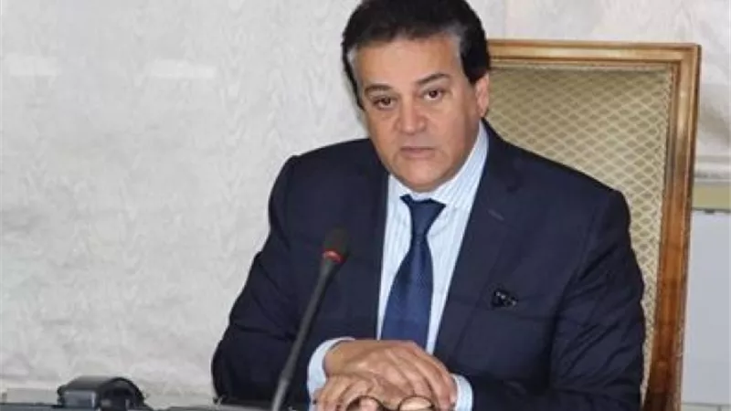 وزير التعليم العالى يعتمد التعيينات الإدارية الجديدة بعدد من الجامعات