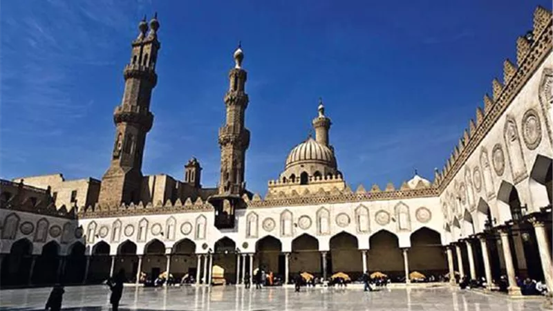 الأزهر الشريف يدين الهجومين الإرهابيين بطهران