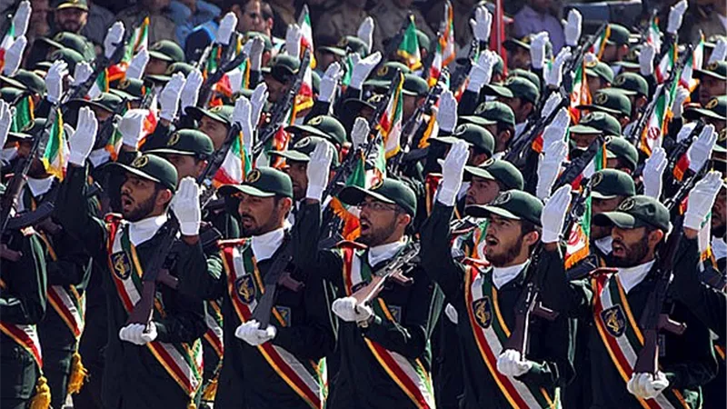 مقتل قيادي بالحرس الثوري الإيراني ومرافقيه في اشتباكات مع المعارضة السورية