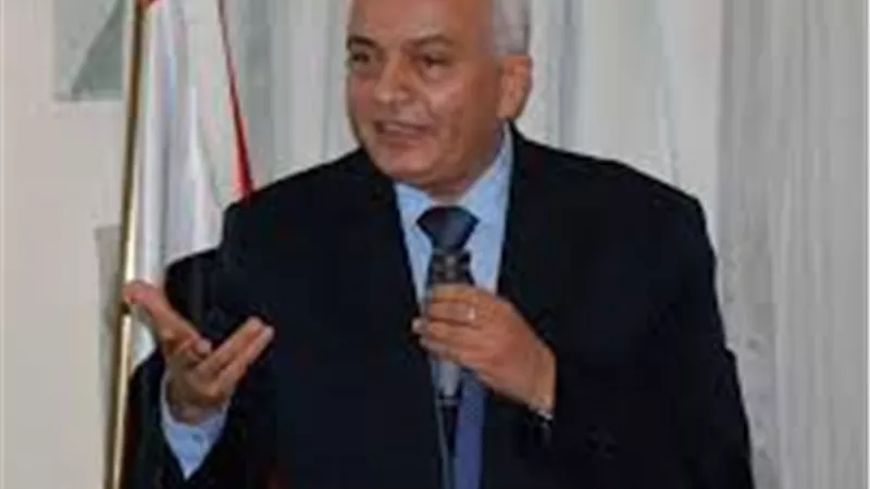 رضا حجازي: امتحان الفيزياء المتداول على مواقع التواصل غير صحيح