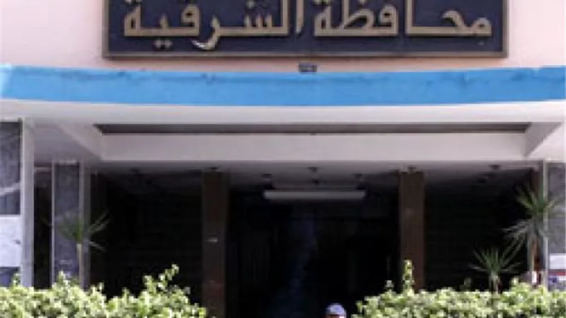 تثبيت 2610 من العمالة المؤقتة بالوحدات المحلية بالشرقية