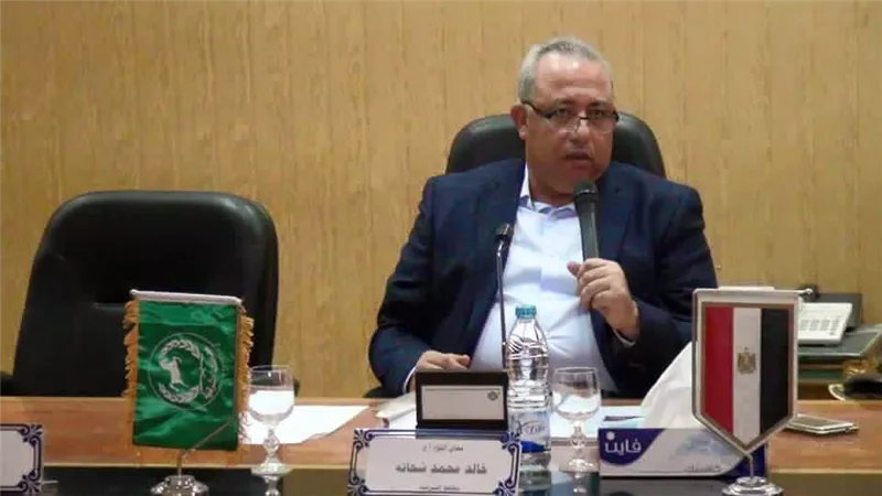 مجازاة 21 من العاملين بوحدة صحية في الشرقية لانصرافهم دون إذن