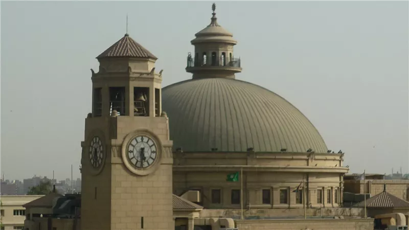 رئيس جامعة القاهرة: إعلان نتيجة امتحانات الترم الثاني منتصف يوليو المقبل
