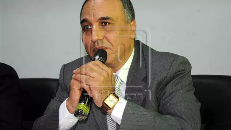 نقيب الصحفيين يدعو مجلس النقابة لاجتماع طارىء غدا