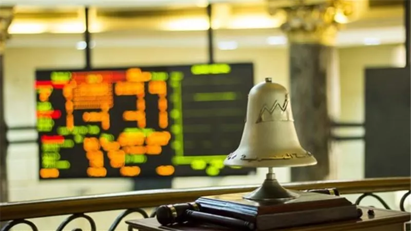 تباين أداء مؤشرات البورصة في مستهل التعاملات