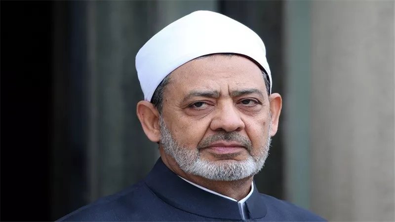 شيخ الازهر: النقاب ليس فرض ولا سنة.. ولكنه «مباح» 