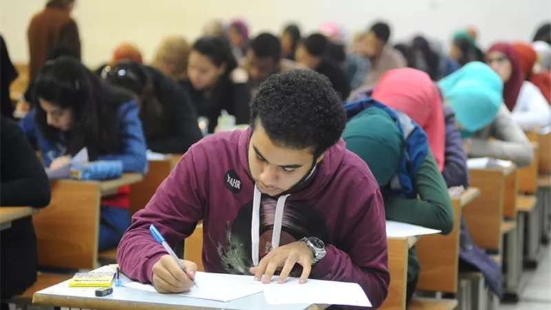 التعليم تعتمد عينة الجغرافيا للثانوية العامة بنسبة 95.9%