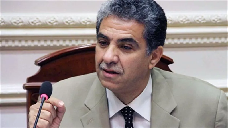 «البيئة»: بدء تقييم الأثر البيئي لنقل شحنة «اللاندين»