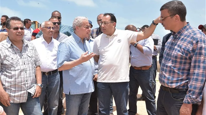 بالصور.. وزير الإسكان يطلب تشطيب شقق «العلمين الجديدة» بأعلى جودة