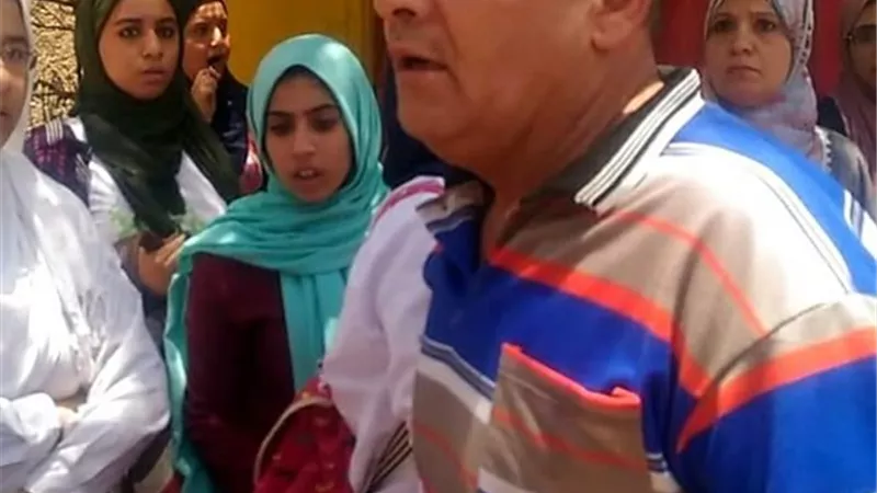 بالصور.. بلطجة أمين شرطة في لجنة ثانوية عامة بنات
