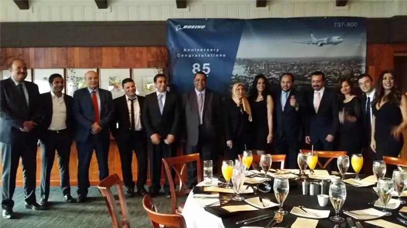 وجبات إفطار لرعاية الأيتام من مصر للطيران 