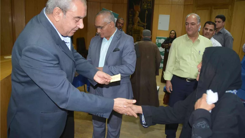 إعادة بناء 7 منازل للسيدات المعيلات بقري سمالوط المنيا