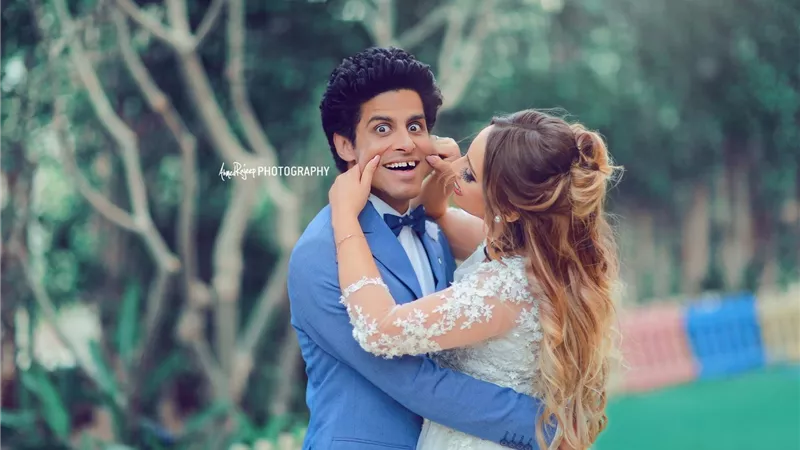 بالصور..«حمدي الميرغني» يهنئ زوجته بالعيد