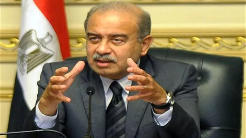 «رئيس الوزراء»: نستهدف السيطرة على الدين العام وخفض عجز الموازنة إلى أقل من 10%