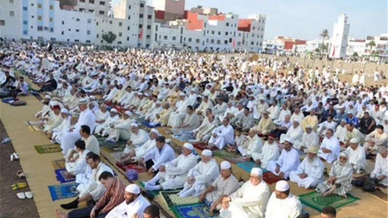 محافظ القاهرة: 371 ساحة لصلاة العيد وإيقاف إجازات عمال النظافة
