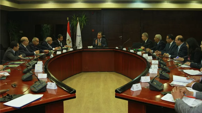 «النقل» تعلن انطلاق نشاط الشركة المصرية للموانئ البرية والجافة 