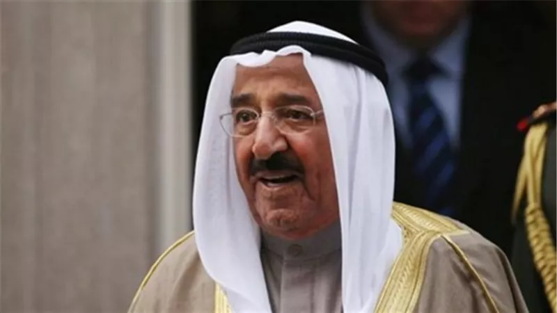 أمير الكويت يستقبل وزير الشؤون الخارجية في سلطنة عمان