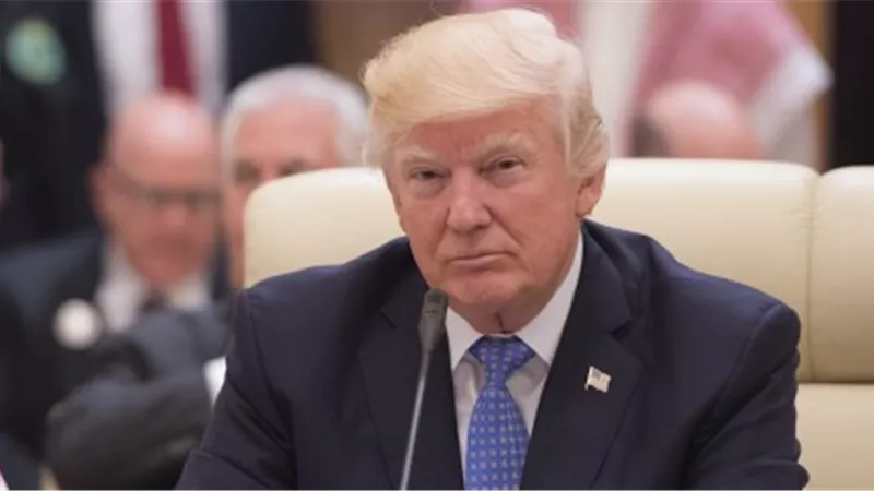 ترامب يبحث هاتفيًا مع ميركل نقاط الخلاف الألمانية الأمريكية