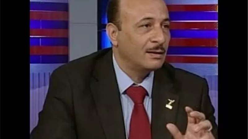 «حسانين»: «المركزي» يرفع أسعار الفائدة لـ«تحصين الودائع بالبنوك»